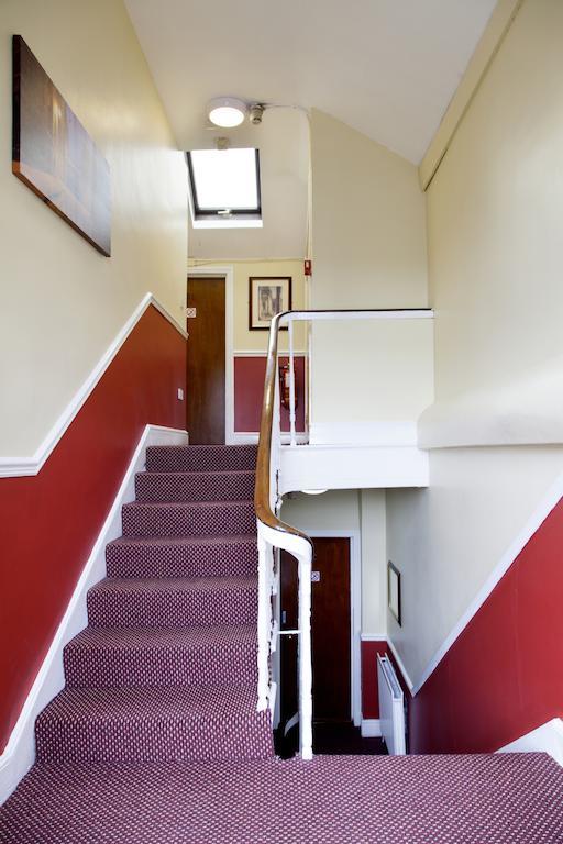 Bed and breakfast On The Liffey 2*