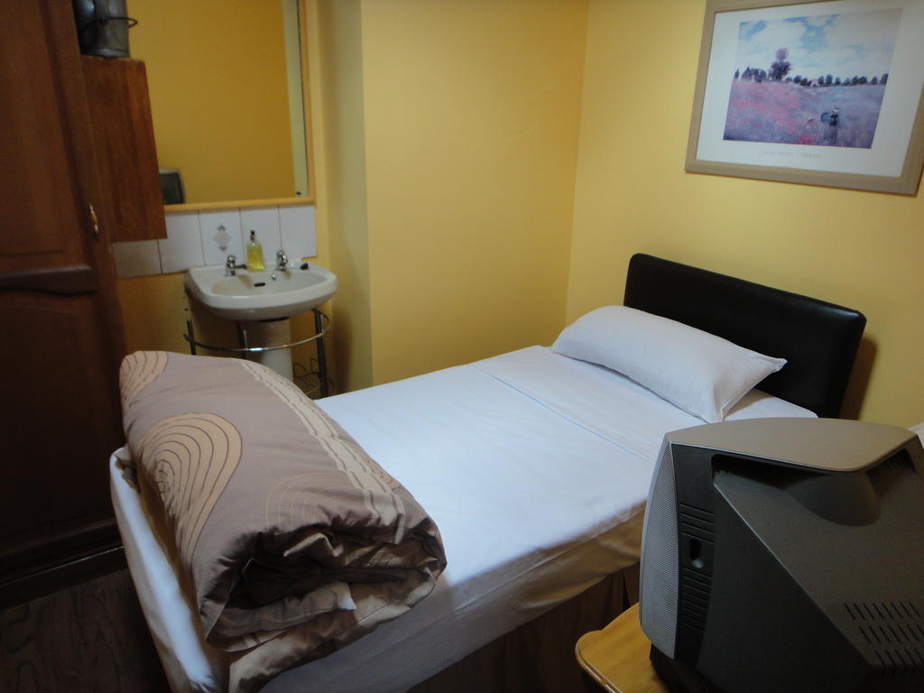 Bed and breakfast On The Liffey 2*